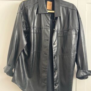 GAP Women’s Black Faux Leather Shirt Jacket